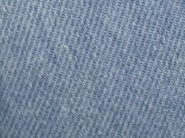Imagem da Cor do Produto Calça Jeans Mom Raio de Sol - Jeans Claro, Modelagem Atemporal e Conforto no Dia a Dia